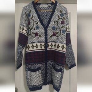 Elegant Blue and Purple Patterned Cardigan